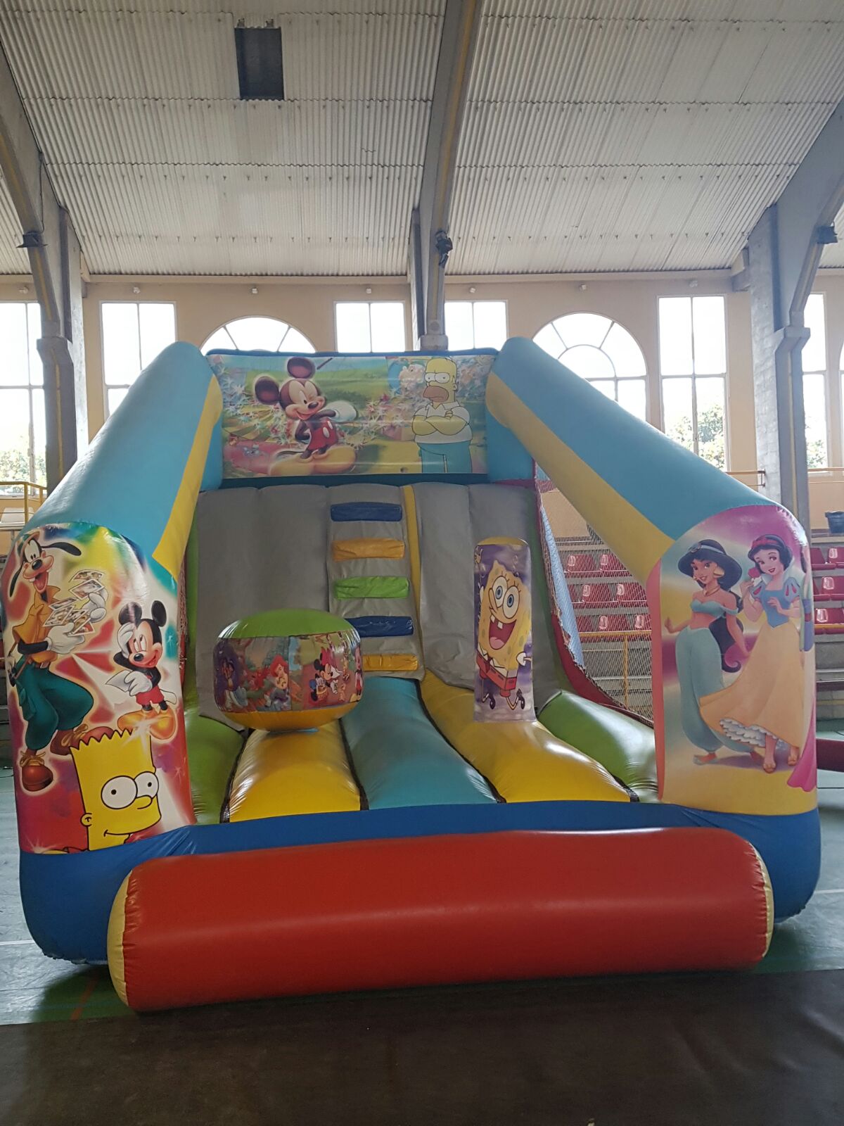 Alquiler de castillos hinchables para niños en Jaén