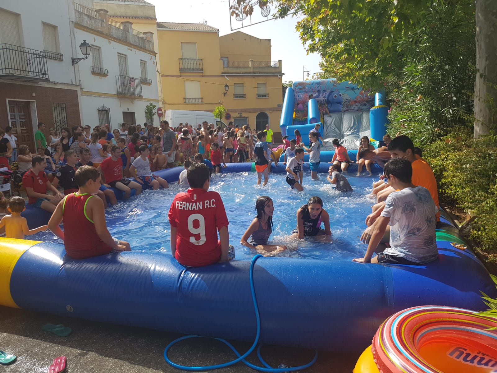 Alquiler de hinchables y wipe out para fiestas en Jaén